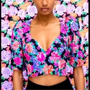 Zara Tops Zara Floral Print Puff Sleeve Crop Top Sweetheart neckline
